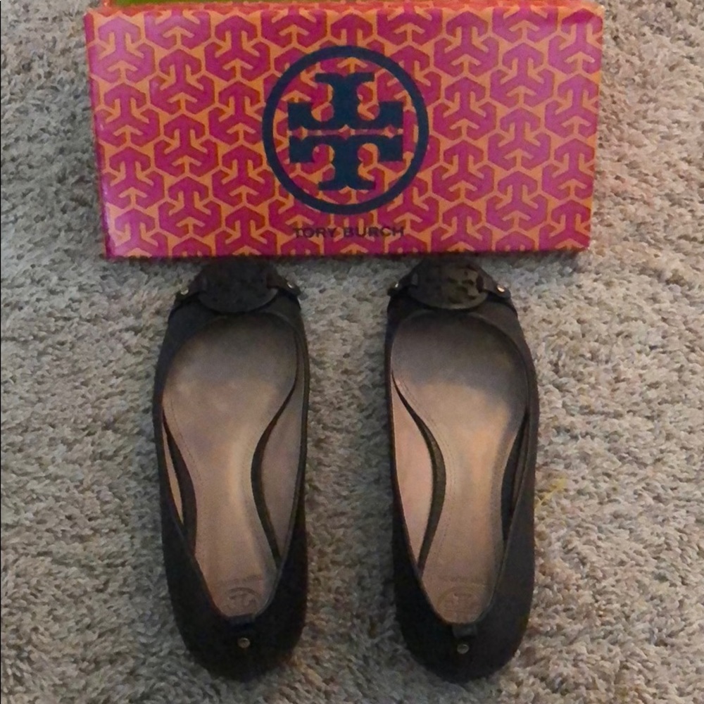 Black Tory Burch flats